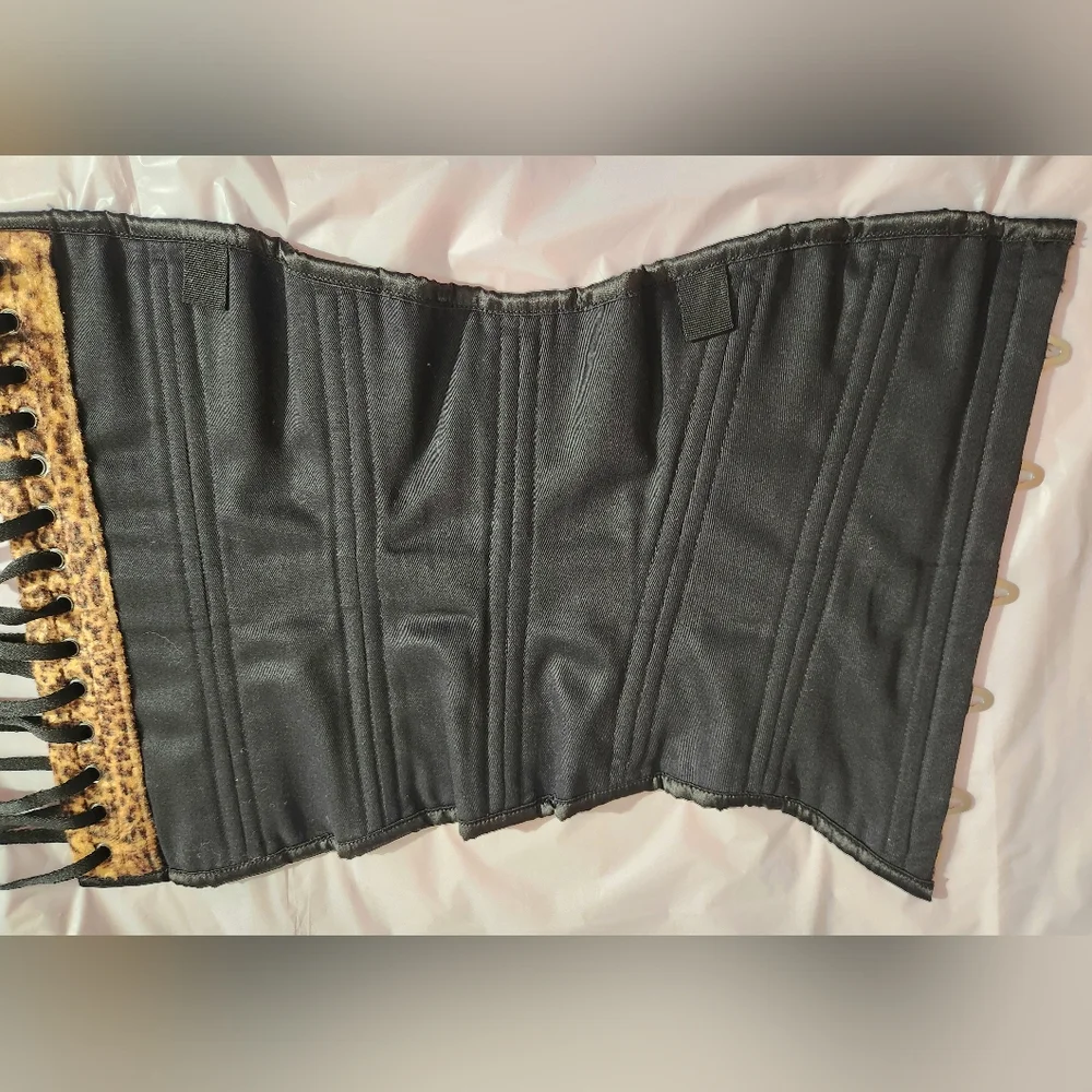 Timeless Trends Steel Boned Velvet Leopard 34 Inch Corset Slim Silouette - Picture 4 of 10